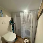 Beautiful Refurbished Cozy Διαμέρισμα Νίκαια