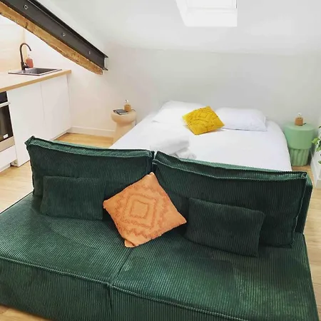 公寓 Beautiful Refurbished Cozy